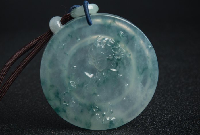 飘花翡翠|冰飘花翡翠镯设计稿,再现《狮子王》风范,翡翠魅力太大了!