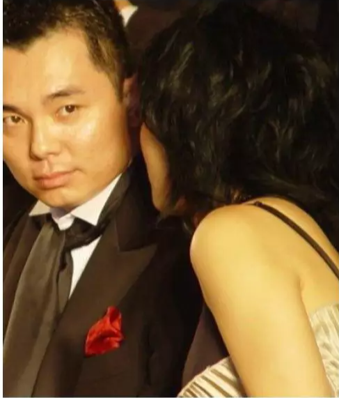 李湘|他破产时被李湘抛弃，东山再起身价超30亿，却依然忘不掉前妻