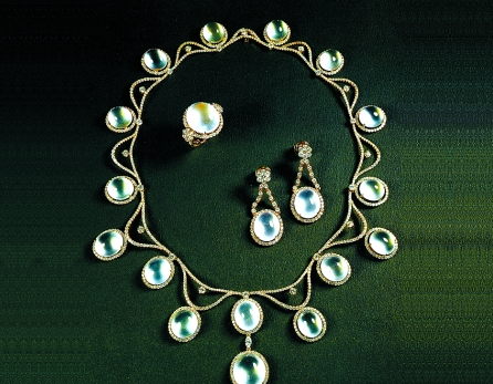 翡翠|行业内人尽皆知的事情，翡翠价格将会发生大改变，你知道吗？