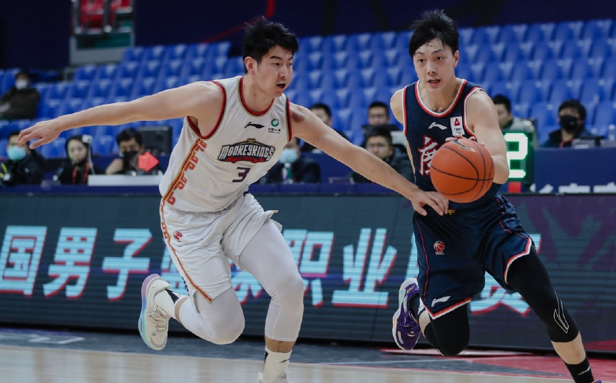 約基奇|CBA排名大亂！遼寧一枝獨(dú)秀，廣東第5，廣州3連勝，同曦遭18連敗