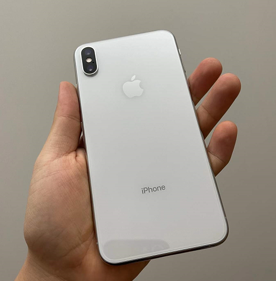 翻新机|网友高价入手“原装”iPhoneXS Max 512GB,验机发现是翻新机!