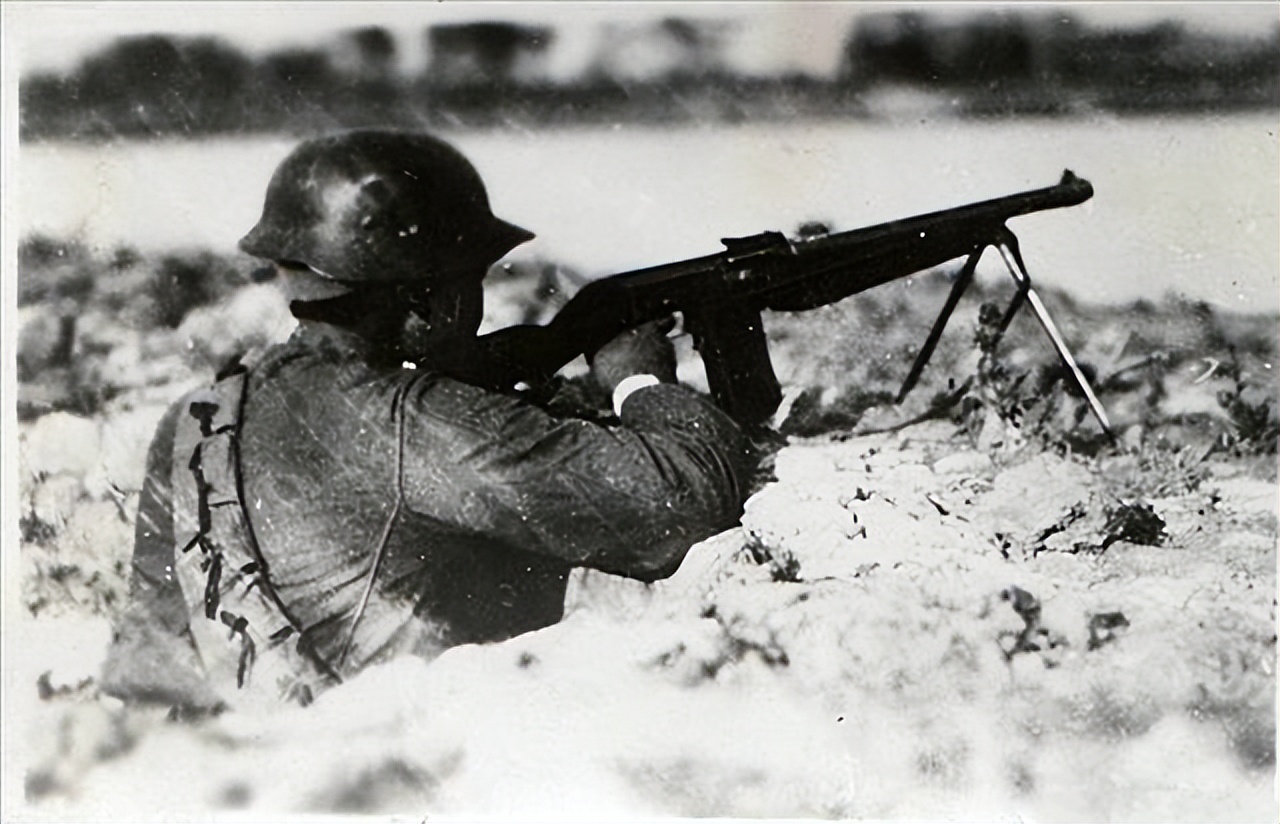 机枪|启拉利ke7枪机枪,红军缴获了一些,长征途中起到了大作用