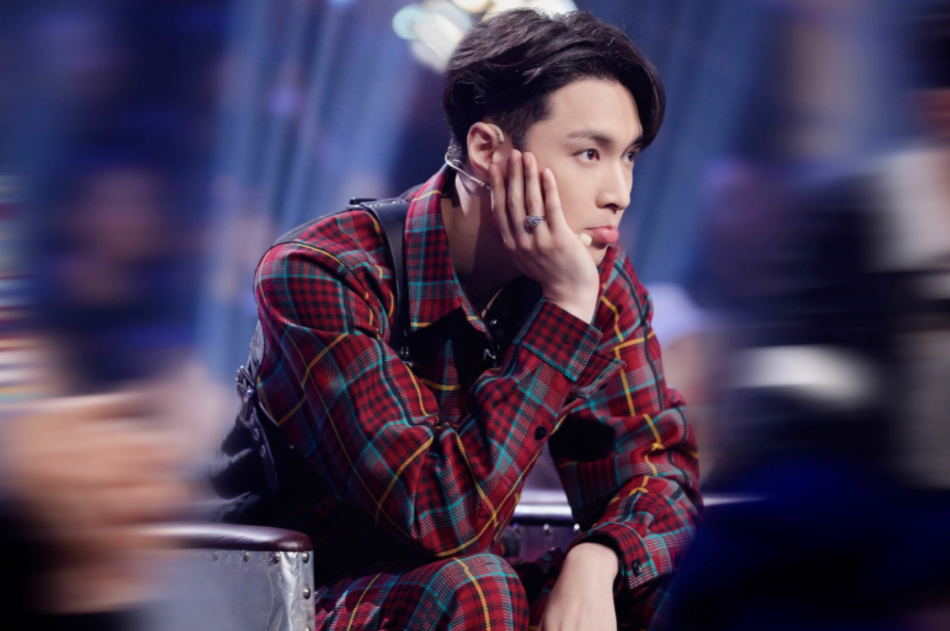 张艺兴|他被央视点名了!到底是因为长得帅还是实力强?网友:格局小了,主要是人品!