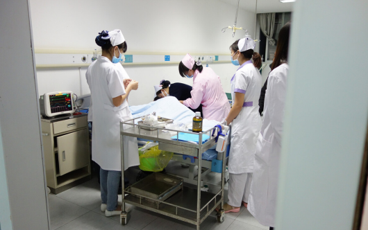 车前草|卫生组织呼吁：“2素菜”是胃病的“垫脚石”，不想肠胃烂成渣，尽早远离