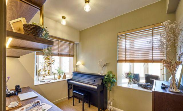 65岁夫妻退休生活照:住49㎡小家,一屋二人,日子过得简单又幸福