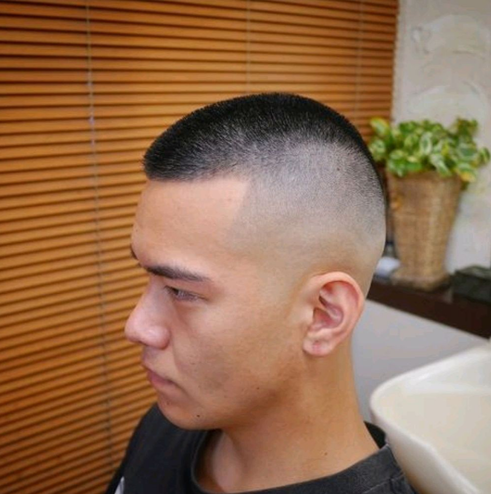 发型 今夏男发别瞎剪，剪这5种就对了，清爽精神真帅气
