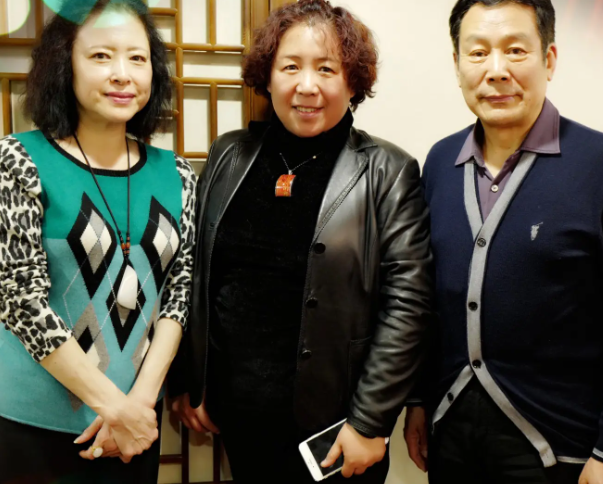 李小燕|李小燕:41岁嫁大15岁二婚的徐敏,婚后夫妻和睦,晚年幸福