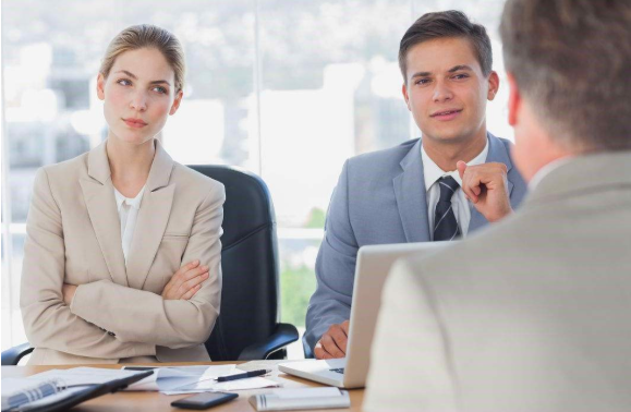 |职场菜鸟和小领导关系如何处理最恰当?