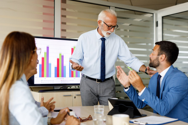 |领导说这句话时，可能有这三个信号，你千万别忽视了。