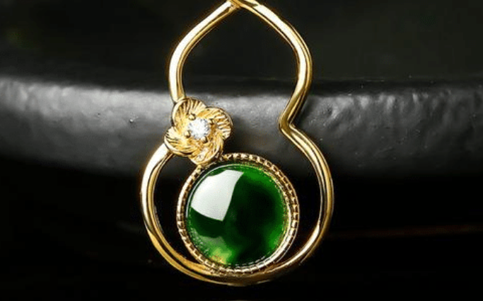 刘诗诗|刘诗诗奶奶在剧中的翡翠珠宝，都是自己的私藏品，爱了爱了！