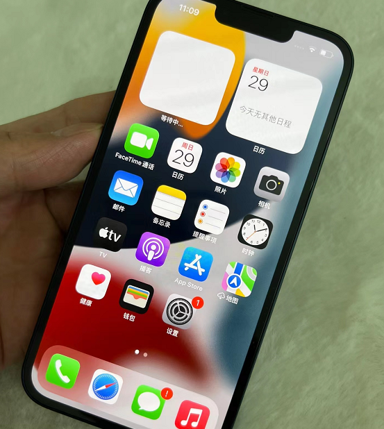 iPhone|卡贴机持续降价，iPhone13报价不足3500，可以入手！