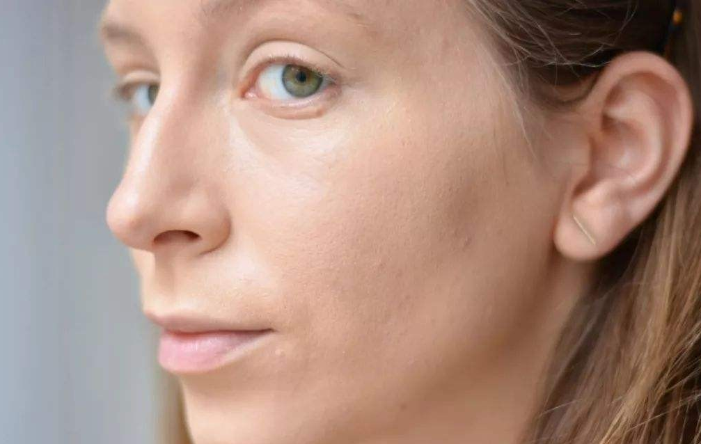 口红 包里除了口红还有这6样东西的，一般都是精致女人，你有几样？