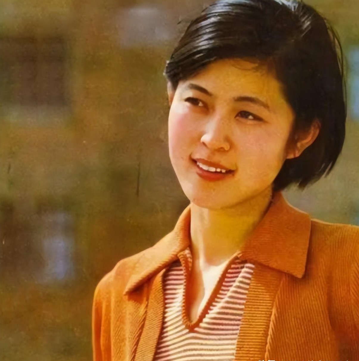 整容|在当奶奶的年纪整容，如今脸垮得没眼看，这些女星肠都悔青了吧