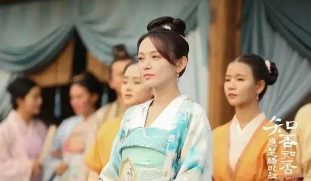 姐姐|看了《知否》原著才知道, 柳氏为何疏远墨兰, 却跟明兰华兰走得更近