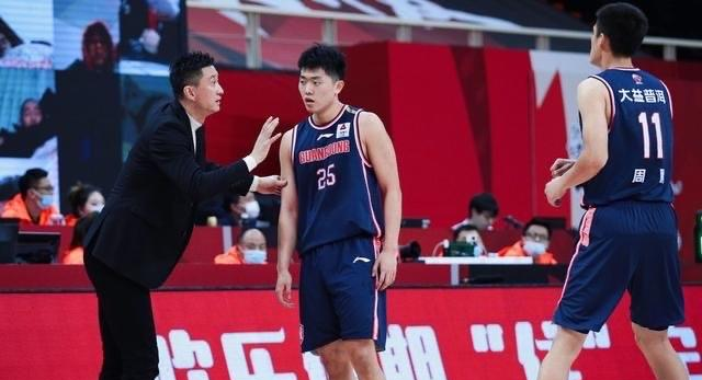 广东男篮|张皓嘉无缘复出，王潼未参与广东试训播