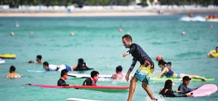 王诗龄|王诗龄瘦了20斤,美到不敢认!明星家的小孩果然都是胖着玩儿的