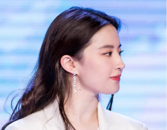 刘亦菲|刘亦菲都能被全网黑后我再也不相信全网黑的人就一定是坏人