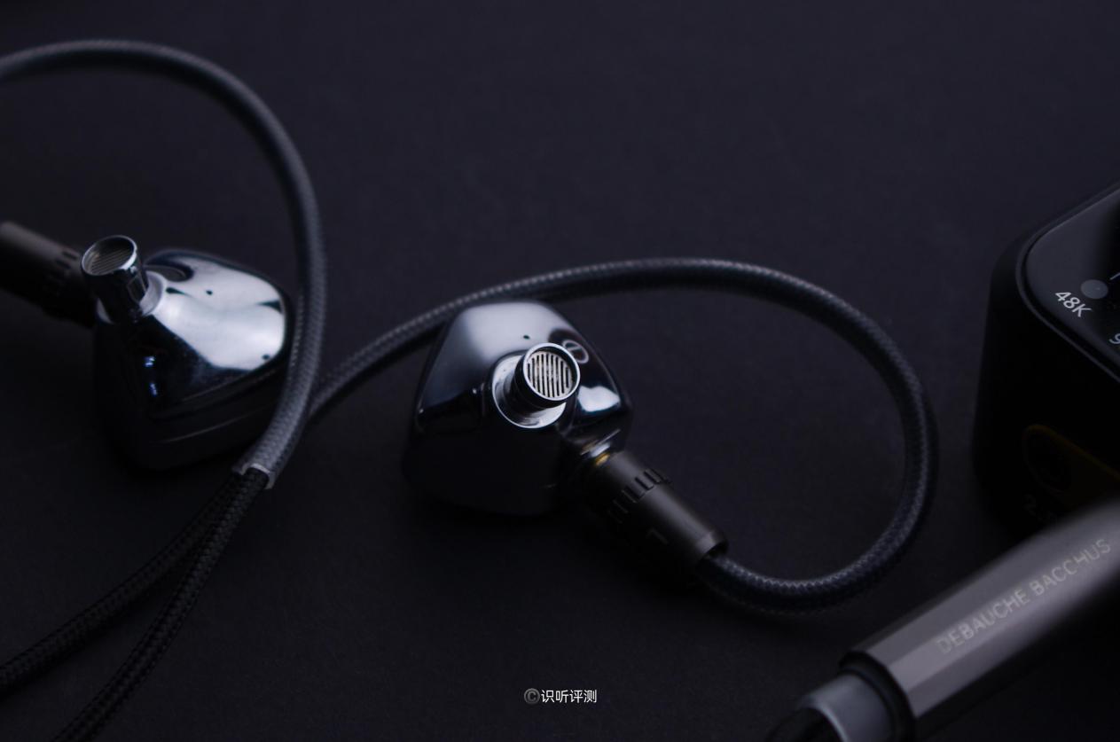 luna|识听评测：dB 分贝耳机 露娜LUNA入耳式耳机