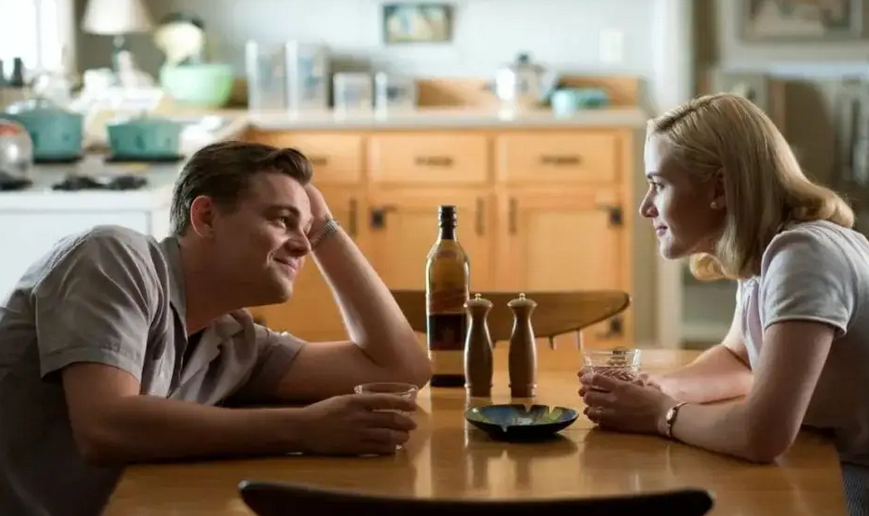 张天爱|《革命之路》：被称为杰克和露丝的婚后生活，最终败于一地鸡毛