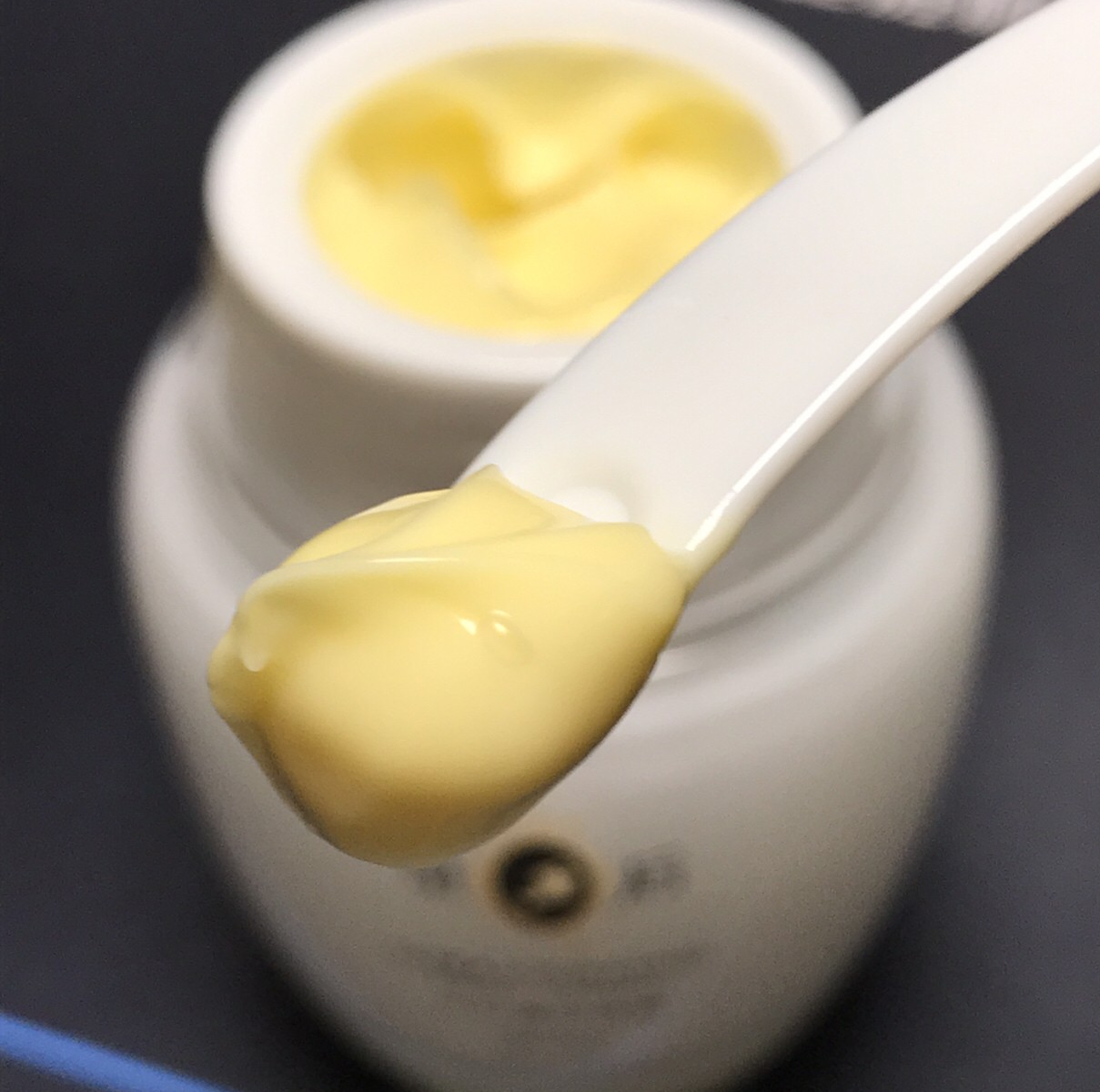 还在“浪费钱”买大牌?这5款“相见恨晚”的护肤品,便宜又好用