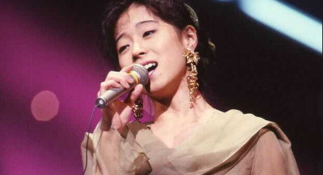 中森明菜|中森明菜出道40年，知情人坦白Diva 真面目，红遍一时的她会复出吗