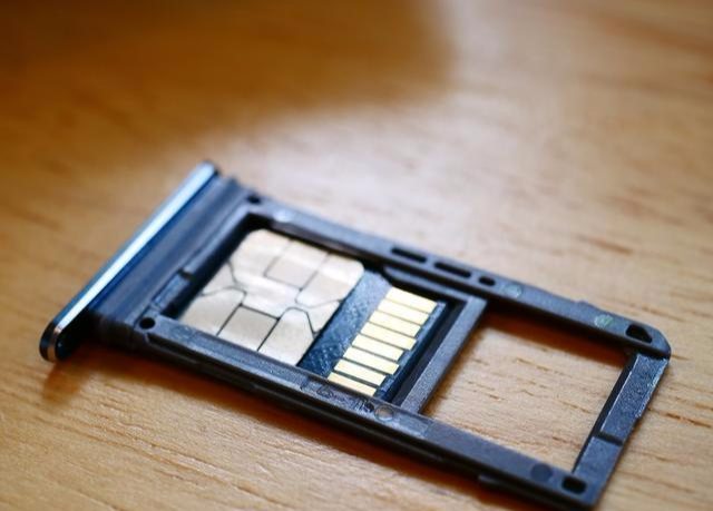 运营商|手机连上WiFi后，该不该关闭移动数据？中国移动给出了答案