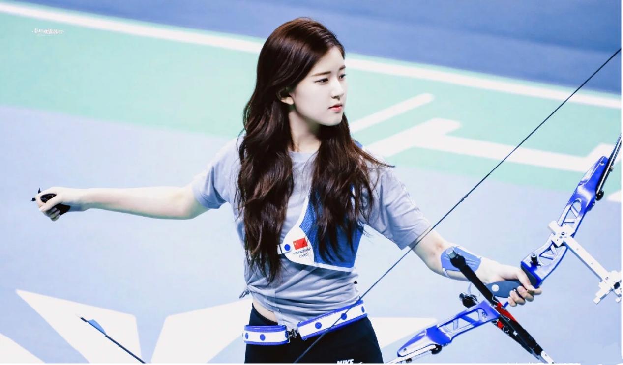 赵露思|这拍摄角度绝美！赵露思化身曙光女神