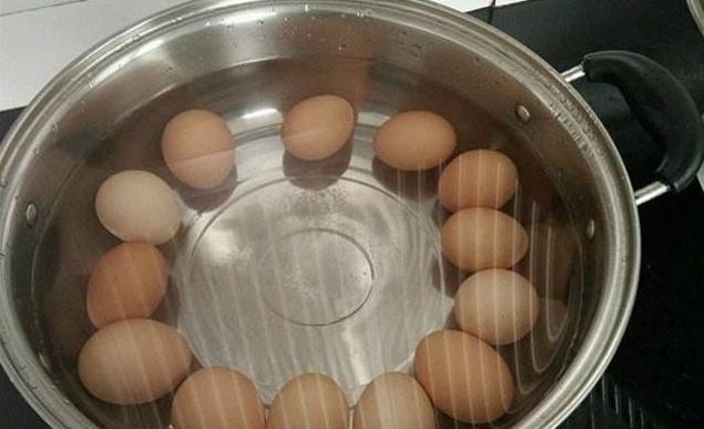 腹泻|早上吃鸡蛋,其实很多人都没吃对!这2个坏习惯你要早点改掉