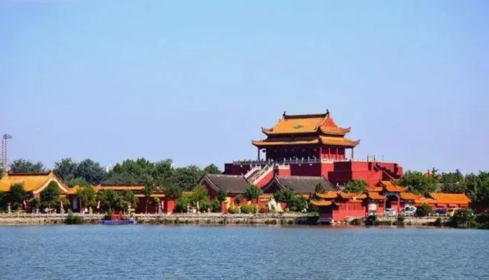 |开封景区，许多人特意来打卡，真的很不错