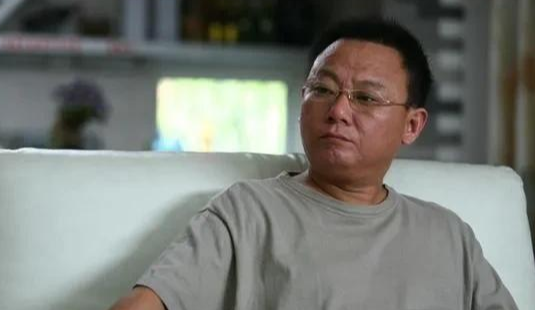 邵峰|邵峰：与妻子恩爱多年，为救妻子不惜倾家荡产，结婚多年无绯闻