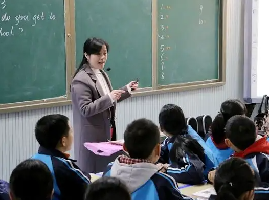 肝癌|30岁女教师坚持早睡3年，肝癌离世，医生：睡前“1习惯”或等于自残