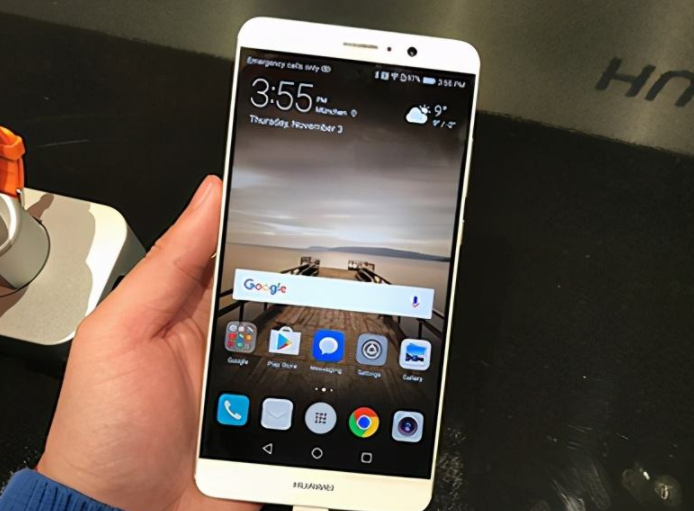 華為mate9|華為Mate9剛出不久后4000多入手，用到現在依然能打，體驗杠杠的