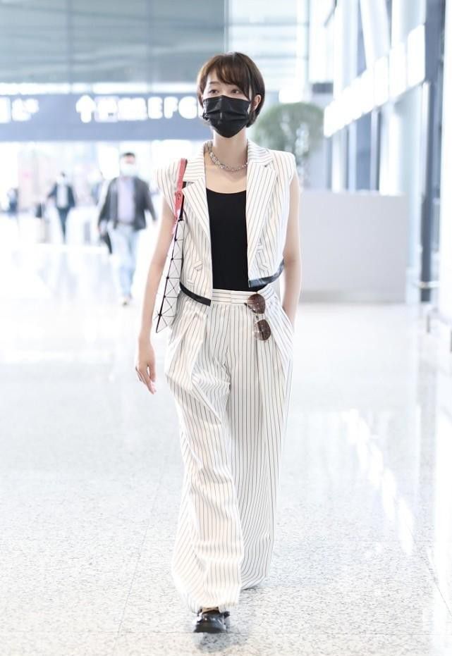 穿衣搭配|蓝盈莹的穿搭模板来了!照着这样穿,时髦又好看