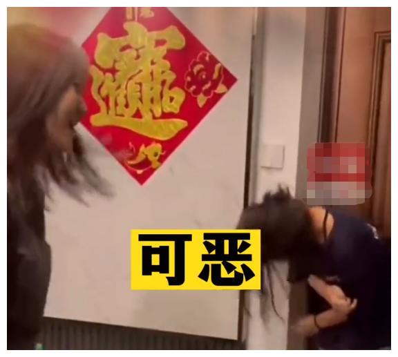 济宁一女孩遭多人围殴,涉事人员已到案,已对被打女孩做心理辅导