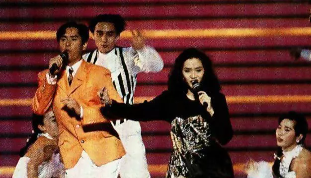 刘德华|93年刘德华一句口误差点被封杀,多亏众星极力救场