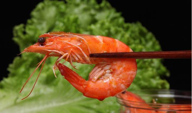 吃虾到底要不要去除“虾线”?吃了会有什么后果?幸好知道得及时