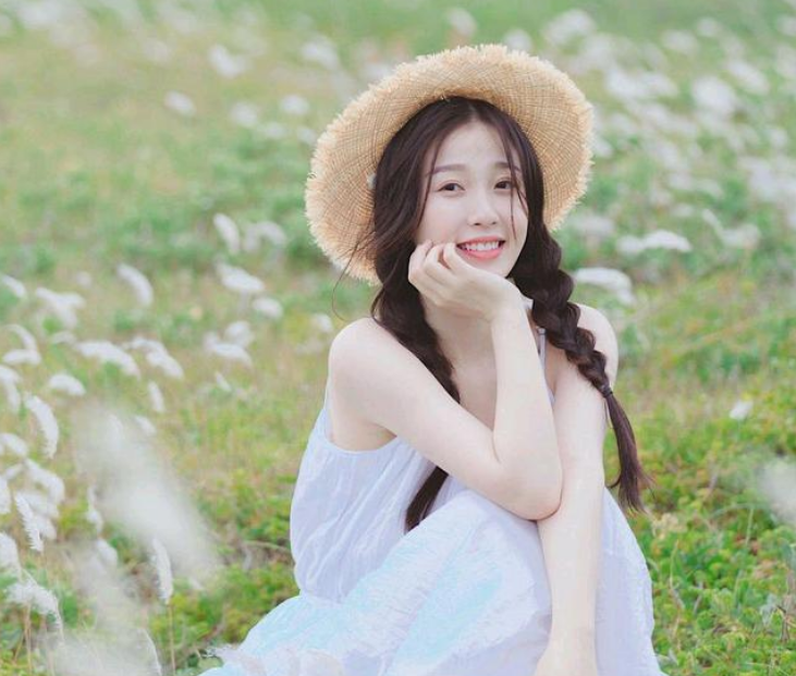 杨超越|虞书欣很真实，喜欢她的清醒和自嘲式的表现