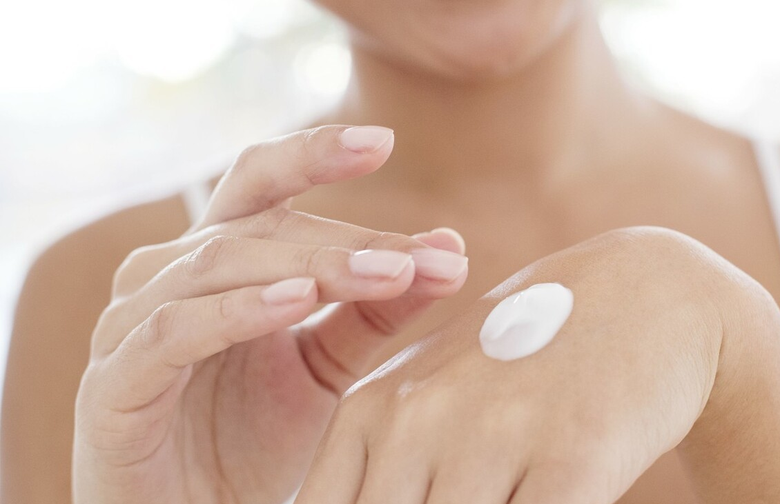 护肤 日常护肤保湿乳液不能少,推荐4款平价的良心国货,水润却不油腻