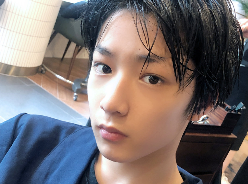 刘耀文|一边上学一边当偶像，养成体系下的刘耀文，能走多远