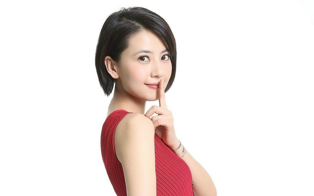 |职场上，怎样能迅速融入集体，以自己的能力与魅力去获得别人的赞扬与认可？