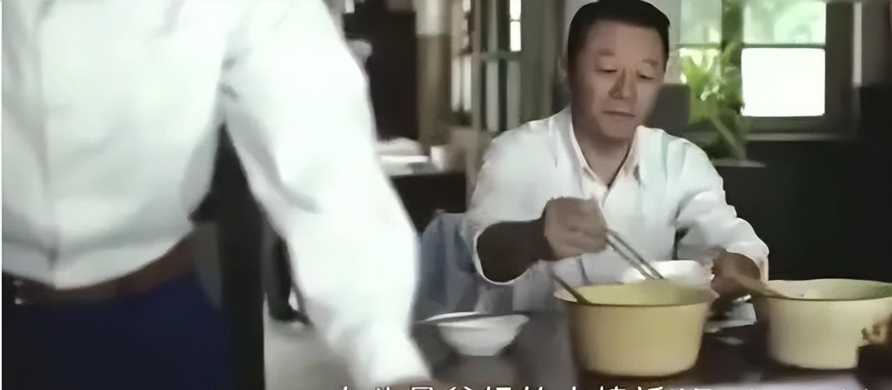 安杰|《父母爱情》为德华争取死后合葬的，为什么不是小棉袄丁小样？