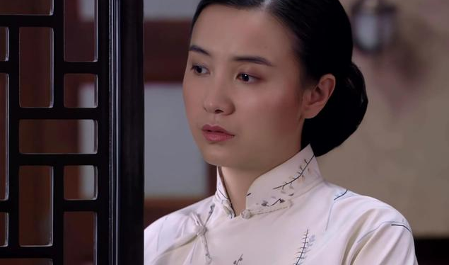 莎莎|看《悬崖》原著结局才知：让老魏害怕的周乙让顾秋妍输得多惨