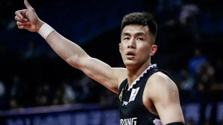 郭艾伦|CBA:郭艾伦球迷们质疑他的实力,郭艾伦表示:不要用你的爱好挑战我的职业!