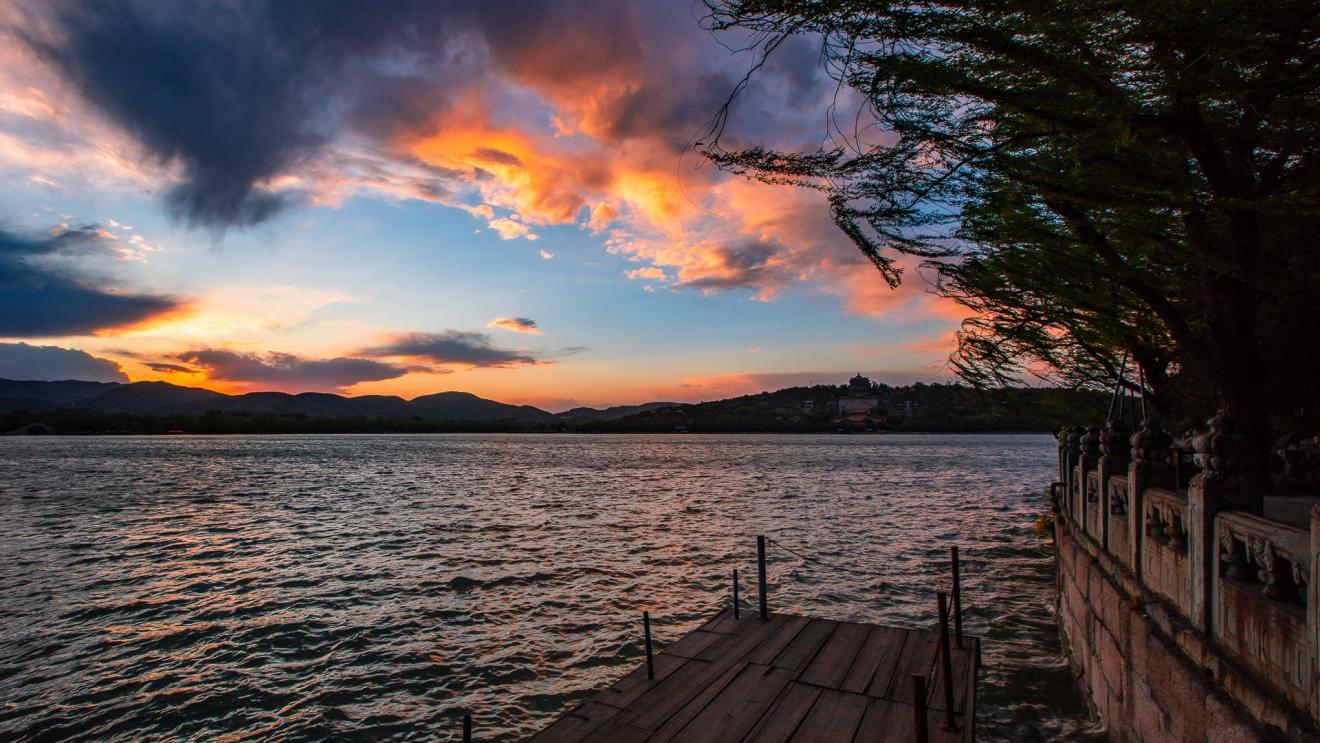 |职场中,如何和同事保持距离