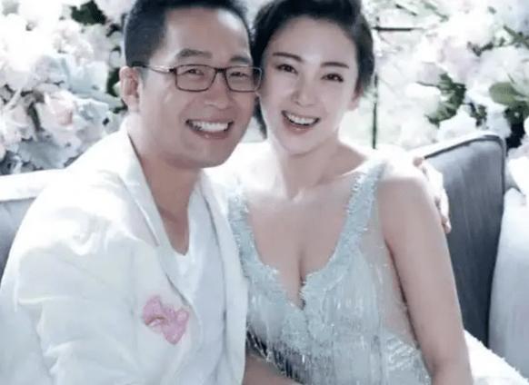 金泫雅|35岁的张雨绮晒辣照，身材完美，肌肉线条令人羡慕