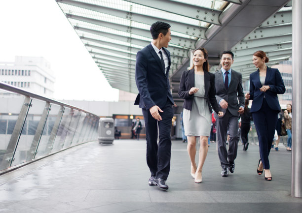高校|人的一生要经历三次升职加薪的机会，每一次影响至关重要