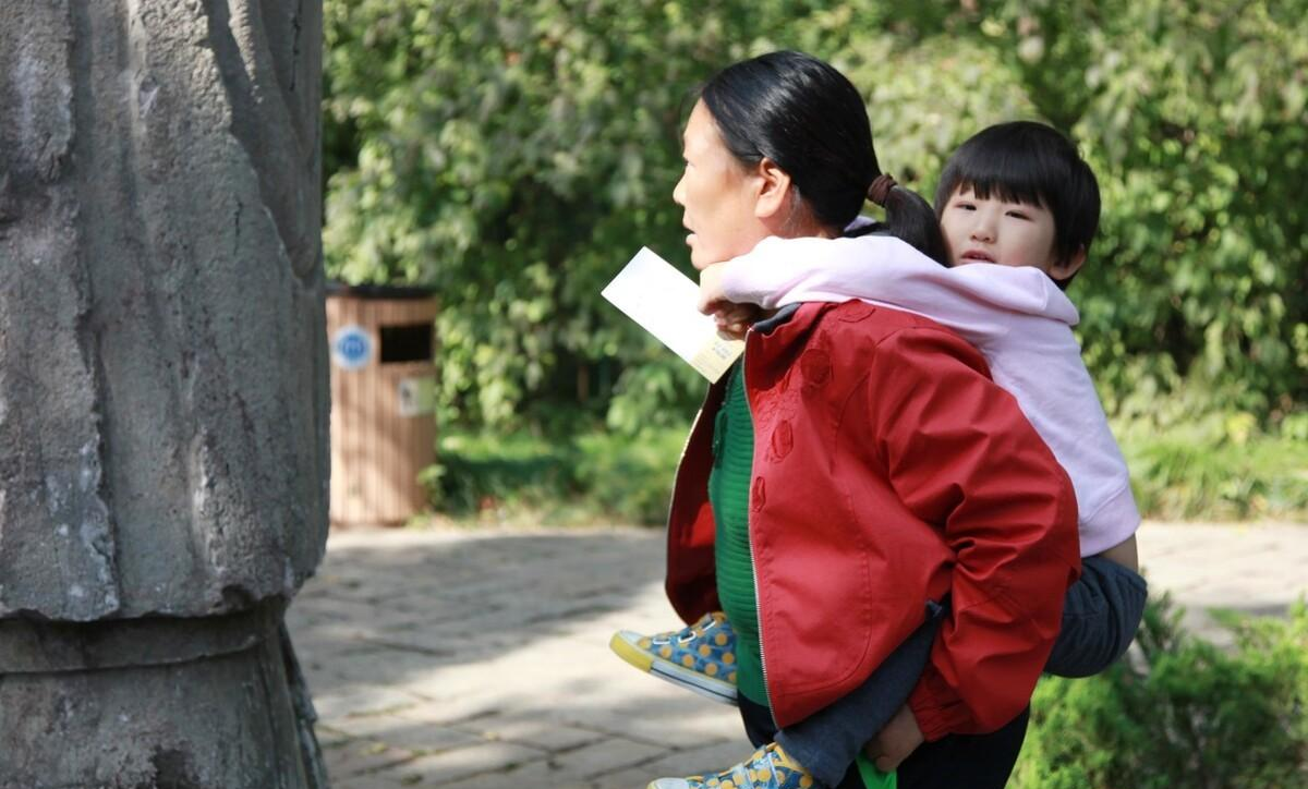 搭伙被要求AA制,61岁大妈怒斥:我有钱有房,为啥做你的免费保姆