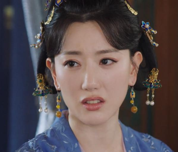 |虽然戏份很少但依旧很出彩，有心机但讨厌不起来，艾然饰演的宁王妃最后收获了爱情