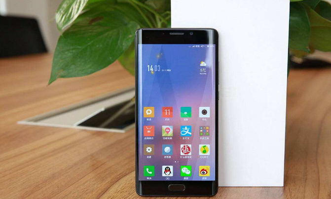 小米科技|米6用到米10P，除了米8有些不满意之外，其实真的很不错了