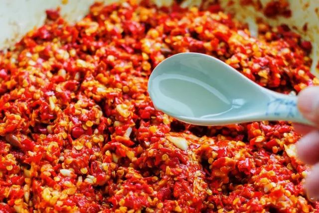 调料|转告父母:厨房中的3种调料,是甲状腺结节“加速器”,少放为好